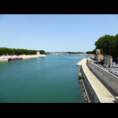 Die große Rhône bei Arles